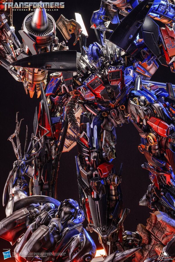 Queen Studios Jetpower Optimus Prime VS Megatron Statue  Image  (9 of 33)